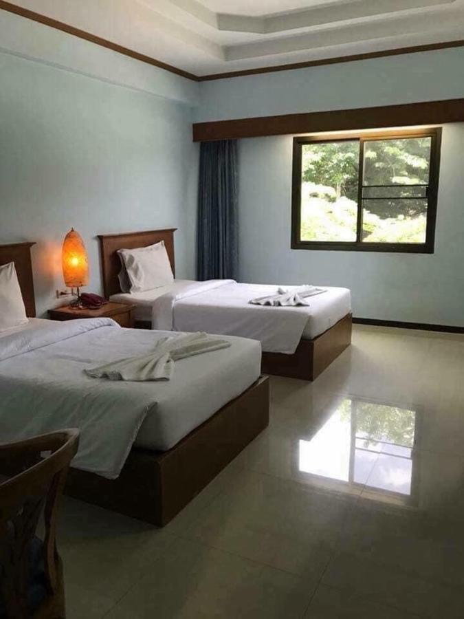 Vatchara Northgate Hotel Nakhon Sawan Exterior foto